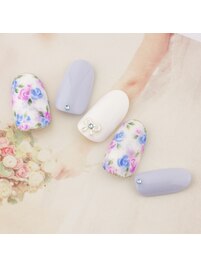 手描きブルーローズネイル