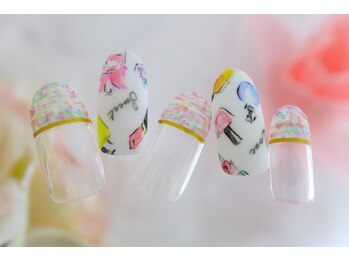 ラミエンヌ/水彩 コスメ柄 ツイード