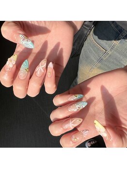 サララ(SALALA)/デザインネイル♪