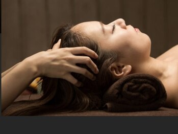 レナトス(RenaTus)の写真/首肩コリ・眼精疲労に◎炭酸ドライヘッドスパで頭の硬さを解きほぐす！自律神経を整えて心身共にリセット♪