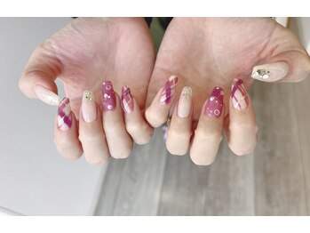 ペルシャ(Persian)/おまかせネイル【若葉/坂戸】