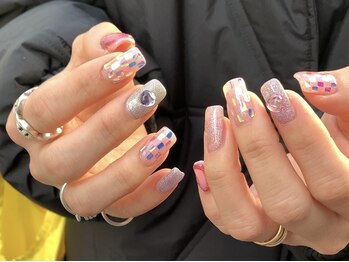 リッシュ(RICHE)/キラキラピンクネイル