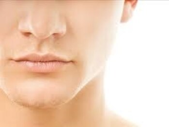 エムスムース(M/Smooth)の写真/お仕事帰りに通える！２２時まで営業のメンズ専用脱毛サロン♪都度払い＆お得な回数券もご用意あり◇