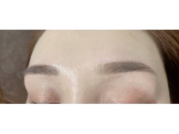 白美/眉毛／アイブロウ