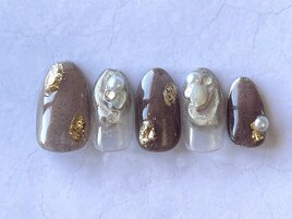 シースルーうねうねネイル