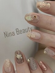 Nina Beauty　新宿店(スタッフ一同)