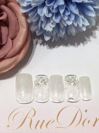 ホワイトお花ネイル