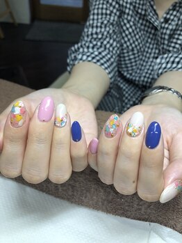 エムネイル アンド アイラッシュ(M NAIL & EYELASH)/シェル埋め尽くしアート8本