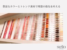 カラージェル、マグネット、ミラーも。豊富なカラーで選ぶワクワクと楽しさを。