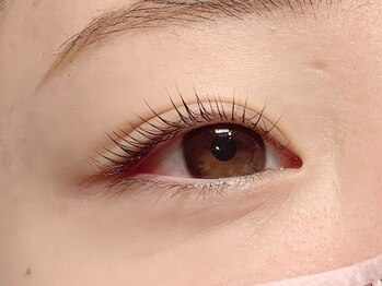 コム 草加マルイ店(com by neolive)/湿気対策にお目元ぱっちり！