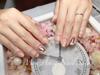 モン アミ(MON AMIE)/持ち込みアート