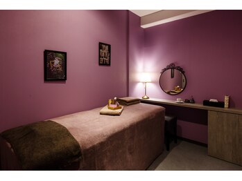 シー バイ カリスタ 新宿南口店(C by CALISTA)