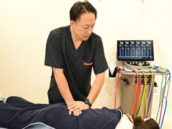 フィロ柏整骨院(Philo柏整骨院)の写真/国家資格保持者がプロの視点でお悩みの原因を特定！腰痛専門レベルの徹底改善アプローチをご体験ください★