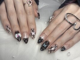 ガーリーネイル