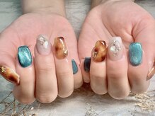 モアレ/べっこうネイル