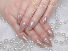 ラフィーナ(RAFINA)
