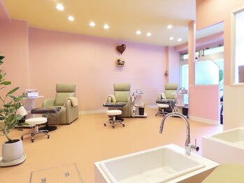 ドクターネイル爪革命 札幌本店/店内2