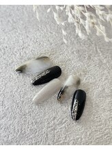ミムー/大理石ネイル