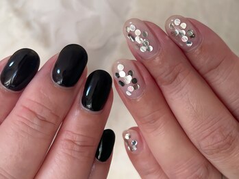 キラキラのホロがポイント