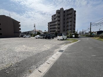 アイアンド(i&)/駐車場完備