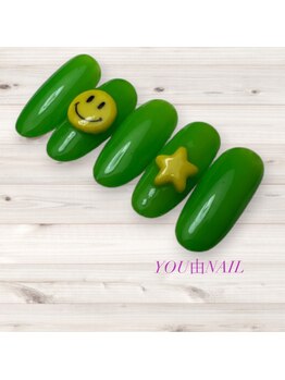 ユウネイル(YOU由NAIL)/ネオングリーン×ぷっくりニコ