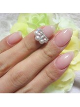 コットンローズ(Cotton Rose)/ビジューネイル