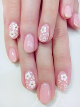 ネイルサロン ティアラリュクス 市川北口店(Tiara Luxe)/フラワーネイル