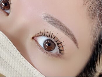 シャルエ アイサロン(Charer)の写真/【毎朝のメイクの時短にも◎】まつエク・まつパ・眉の各種メニュー豊富にご用意！「なりたい目元」が叶う♪
