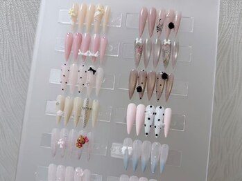 オルエ 池袋(OLUE)の写真/チップとスカルプで理想のフォルムを再現。時短で頑丈なチップがおすすめ！指先を美しく◎