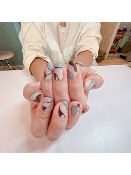 アールエム(Rm)/１０月◇ネイル