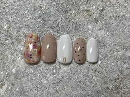 ¥8000-