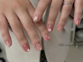 リリー(Lilly)/マグネットネイル