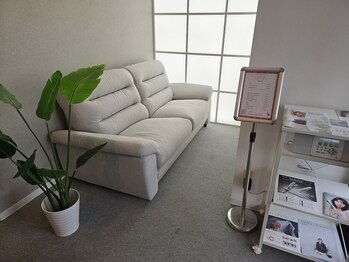 フォレスト 四日市/ストレッチ専門店【エントランス