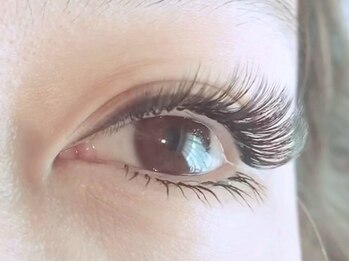 アイアンドヒトミ(Ai&Hitomi)の写真/【３D4D5Dラッシュつけ放題¥6980♪】自まつ毛の状態に合わせて負担を最小限にボリュームUP◎
