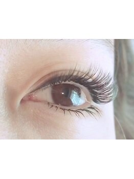 ボリュームのある目元にしたい