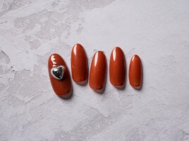 大きめハートパーツネイル