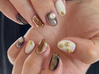 ロエミー(Loemy)/ニュアンスネイル