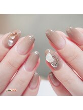 マニクション ネイルズ(M2CT NAILS)/グラデーションネイル
