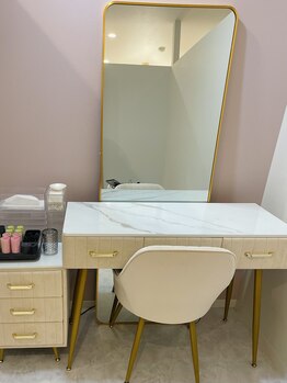 エイム(ame)/ヘアメイクルーム☆