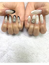 Vフレンチネイル