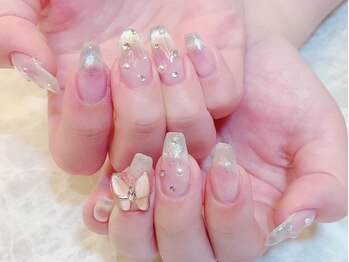 デコール 心斎橋(DECOR)/チークマグネット蝶パーツネイル