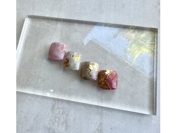 アトリエ ツメ(atelier TsuMe)/フットネイル/親指アート