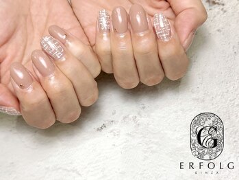 エアフォルク 銀座(ERFOLG)/ベージュで大人しめなネイル！