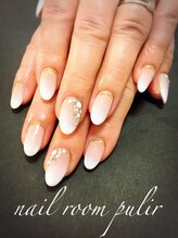 ネイルルーム プリル(Nail Room pulir)/