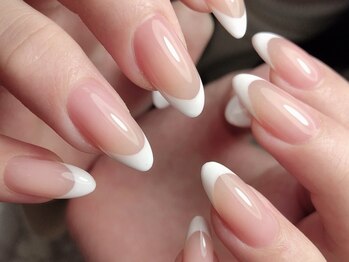 ミヌエット(minuet)の写真/【カラー・パーツ豊富にご用意あり◎】シンプルでも目を引く、ワンランク上の洗練されたネイルをご提供♪