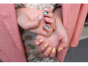 ネイルサロン レインボー(Nail Salon Rainbow)/ニュアンスアシンメトリー