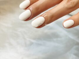 マットホワイト 水滴　夏