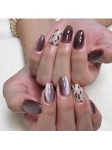 ヒトミネイルズ(Hitomi Nails)/秋ネイル