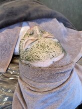 ホワイトアクア 福岡天神店(WHITE AQUA)/REVIのハーブピーリングで艶肌に