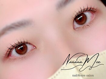 ナナナモエ 千歳店(NananaMoe)の写真/上がる!ナナナモエ【ラッシュリフト＆パリジェンヌリフト】逆さまつ毛もしっかり根元から立ち上げキープ♪